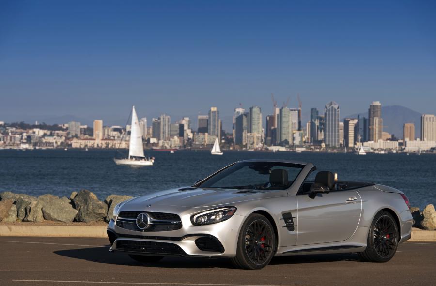  Mercedes-AMG SL63 2016 года  (US) (фото 5 из 15)